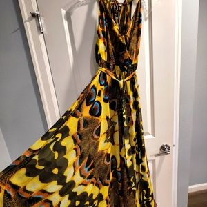 Gorgeous flowy dress with slit and attached shorts